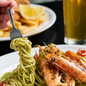 Fosh Bar And Restaurant Restaurant