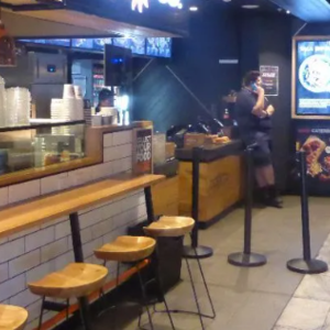 Oporto Gateway Plaza Restaurant