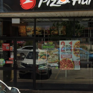 Pizza Hut Erindale Restaurant