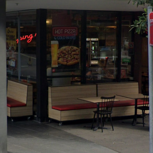 Pizza Hut Waterloo Restaurant